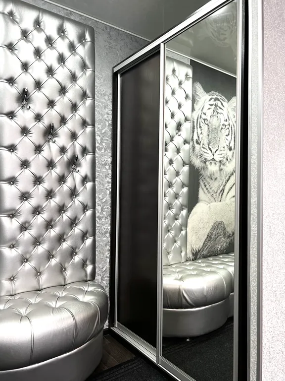 Студия люкс в центре Ангарска, Район Площадь, Администрация города