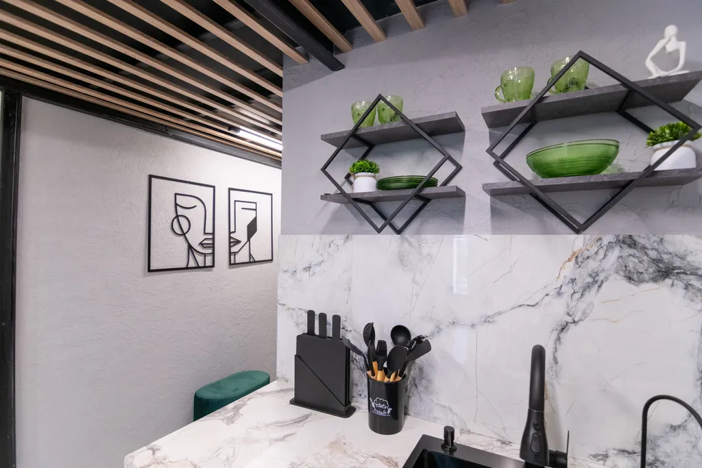 Двухуровневая студия с стильным современным ремонтом