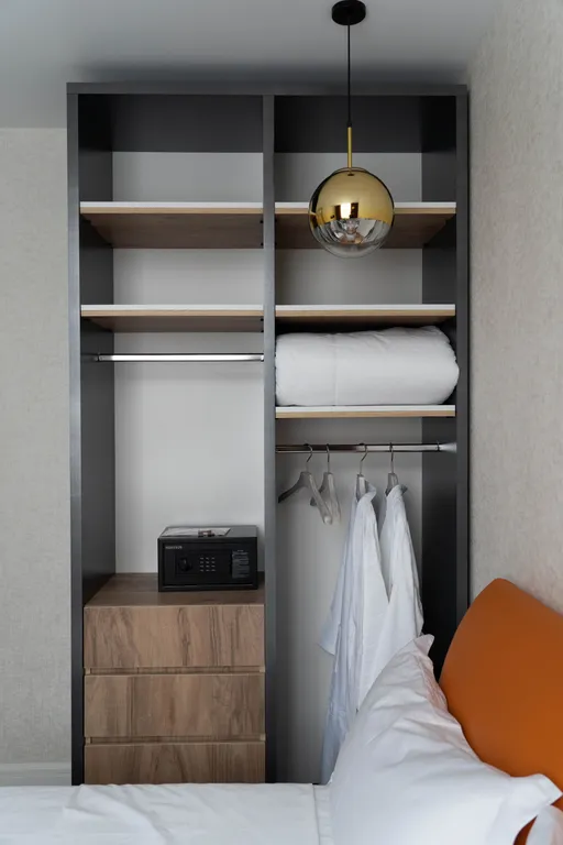 Уютный номер с 2 спальнями и баром, с видом во двор