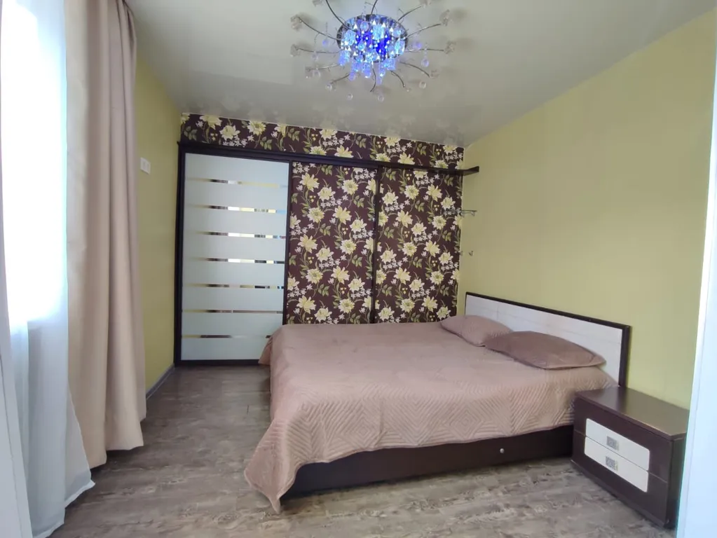 Теплая, светлая квартира, рядом с Калина Мол