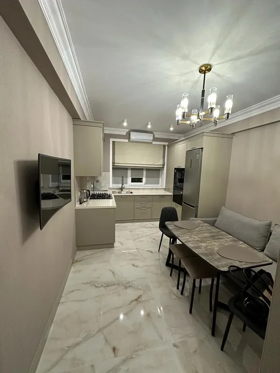 Дизайнерская квартира с видом на фонтан