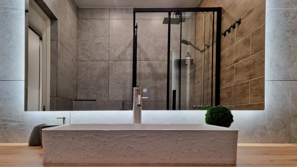 Новая квартира с видом на море и бассейном