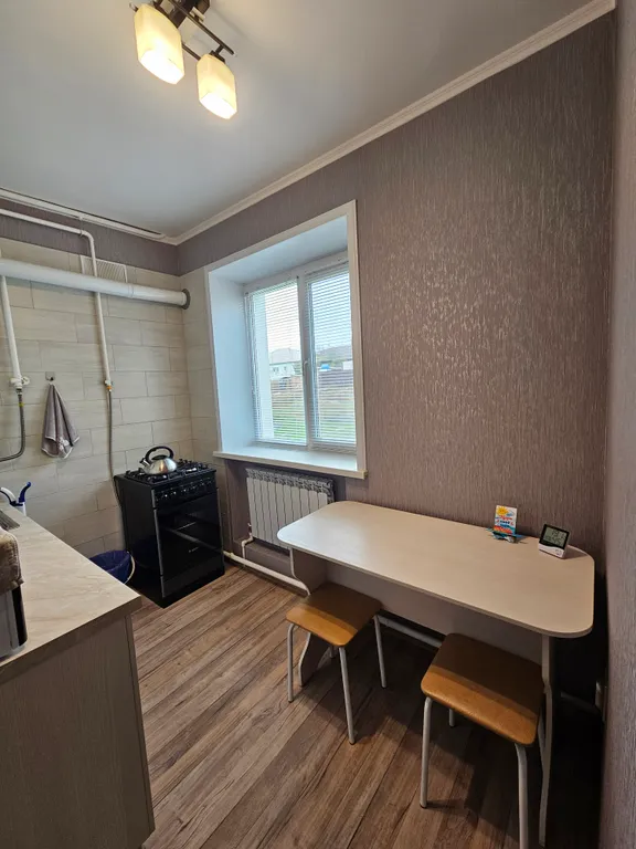 Двухкомнатная квартира в центре Лимана