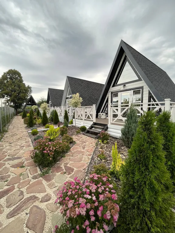 Белый домик