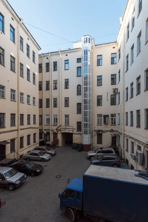 Двухуровневые апартаменты в центре города