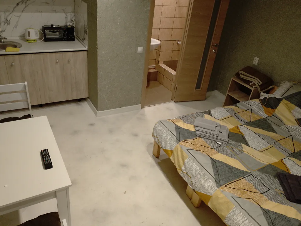 Отдельный номер в доме с баней на дровах и мангалом