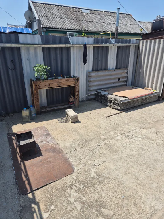 Уютный домик возле Азовского моря в спальном районе