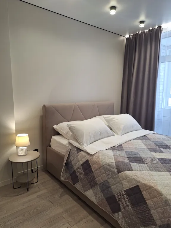 Современная двухкомнатная квартира (евротрешка) в центре города