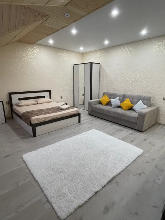 Просторный четырехкомнатный таунхаус на Банном