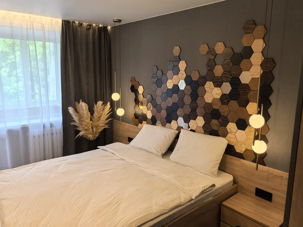 3-комн на Тушканова- 4 кровати