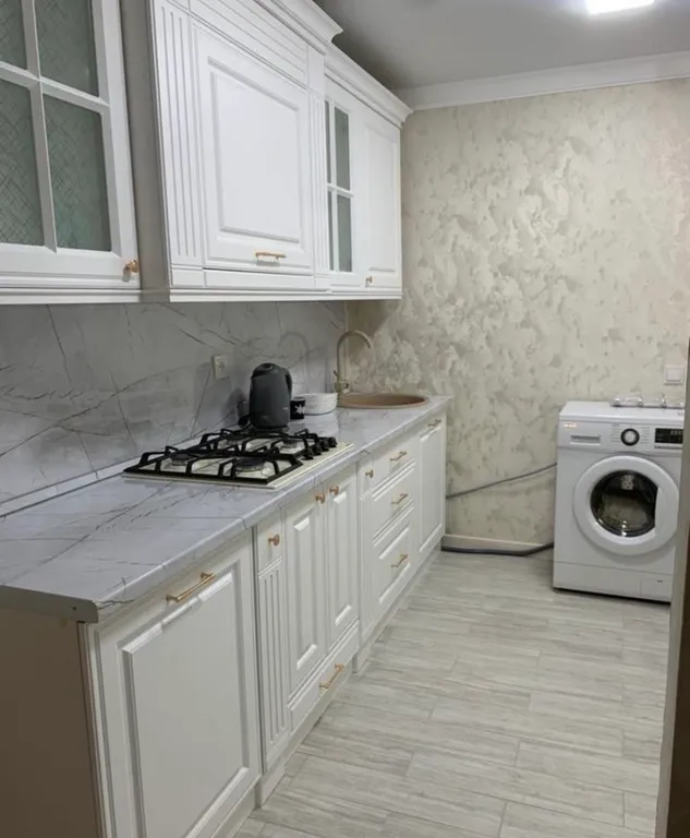 Квартира с евроремонтом и с хорошим расположением