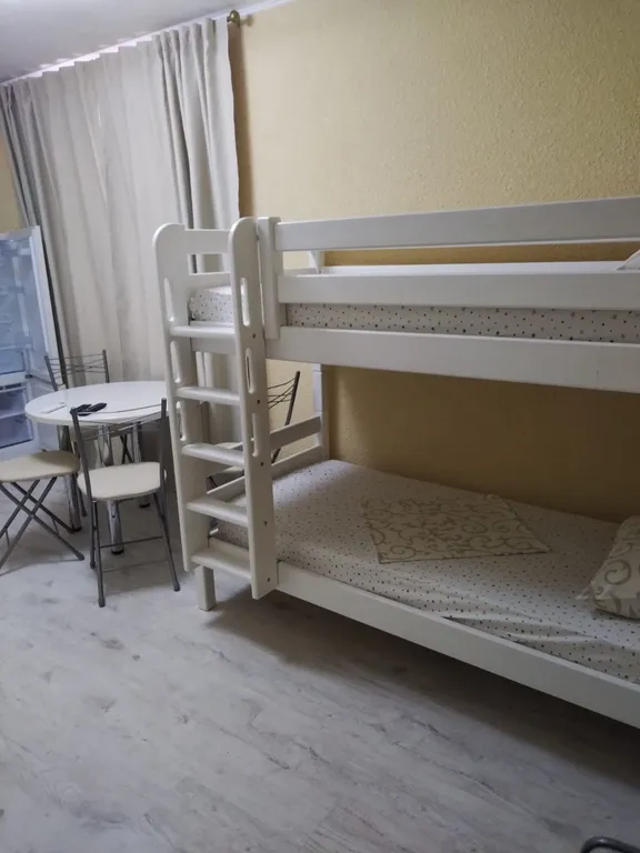 Апартамент 6