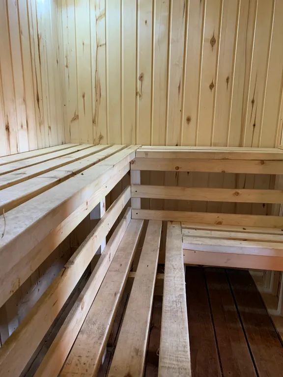 Уютный двухэтажный благоустроенный дом