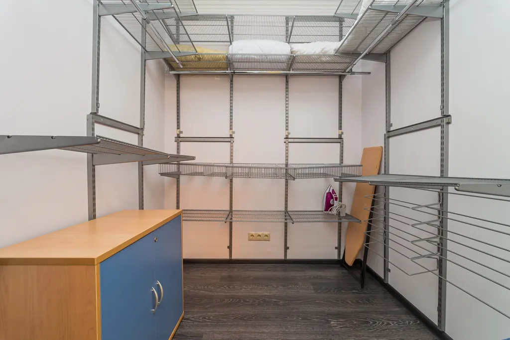 Уютная двухкомнатная квартира рядом с метро и видом на набережную