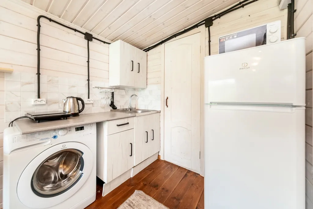 Домик на двоих с панорамным окном №3