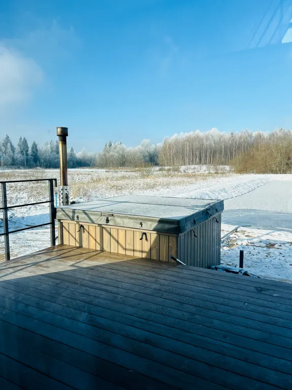 A-frame lamour house