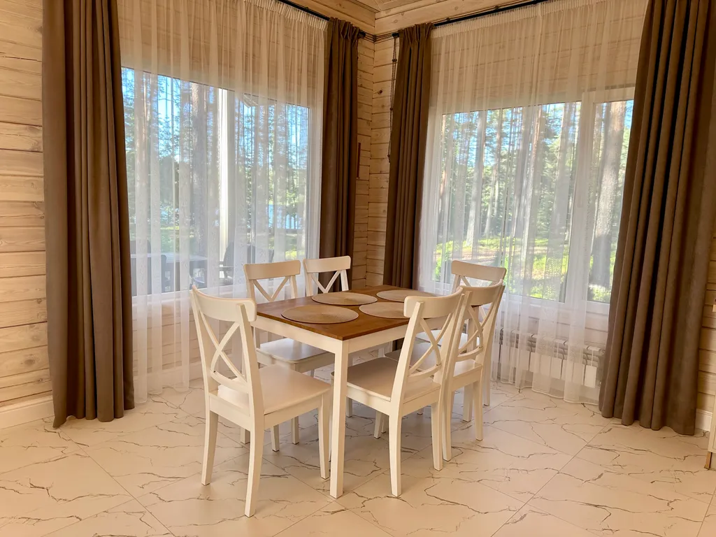 Уютный дом в сосновом бору