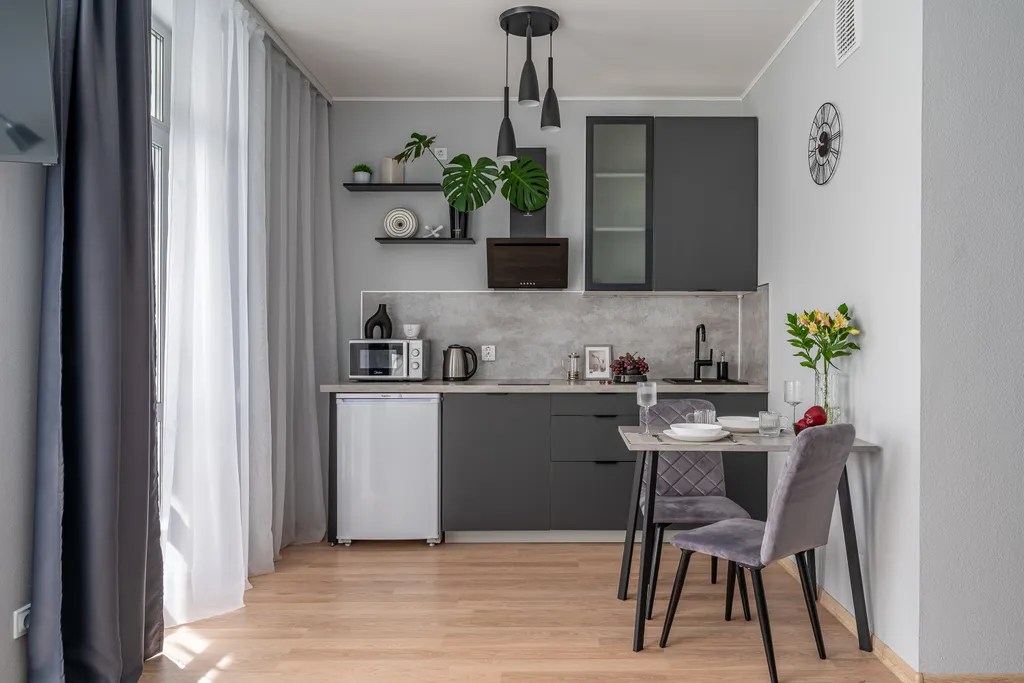 Не в отеле, а в квартире на Репина 77