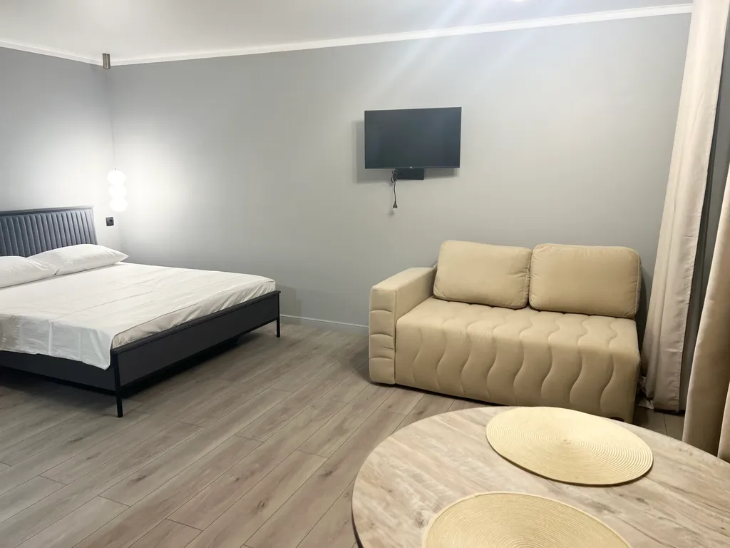 Шикарная студия на берегу моря