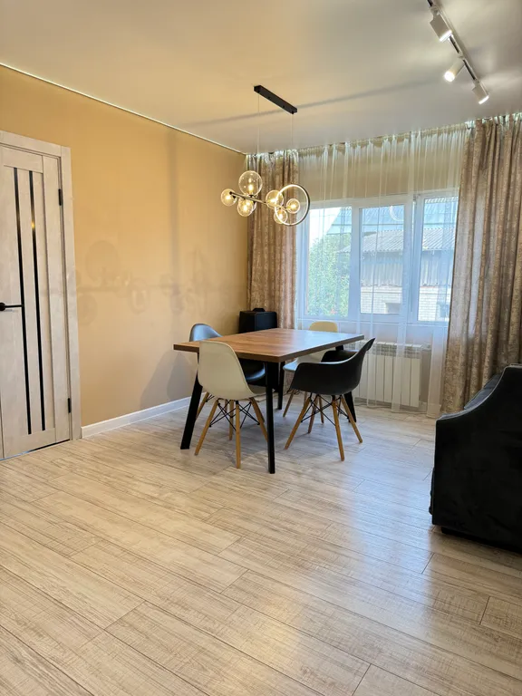 Дом на молодежной