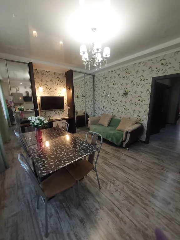 Отличная двушка напротив Н2О