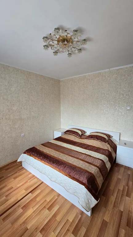Apartments 380