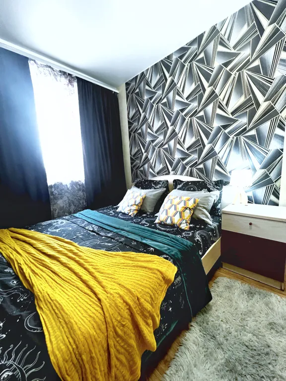 Квартира 2-комнатная в центре — Омск