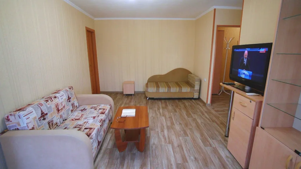 Комфортабельная двухкомнатная квартира около АО Тяж Маш и СВВАУЛ