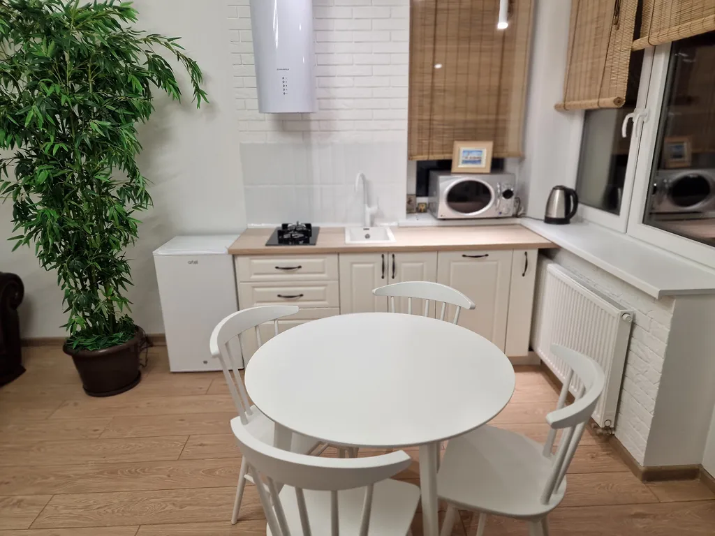 Апартаменты в стиле бамбук на берегу моря и променада