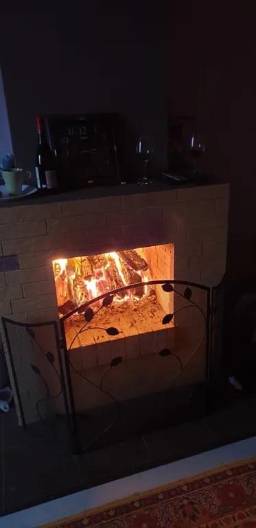 Дача с камином на озёрах