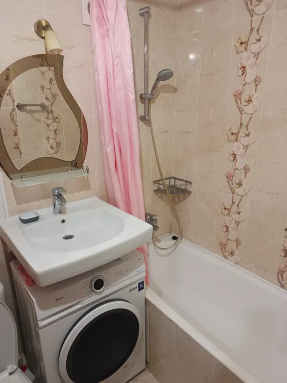 Уютная квартира в центре до моря и жд станции 5-7 минут