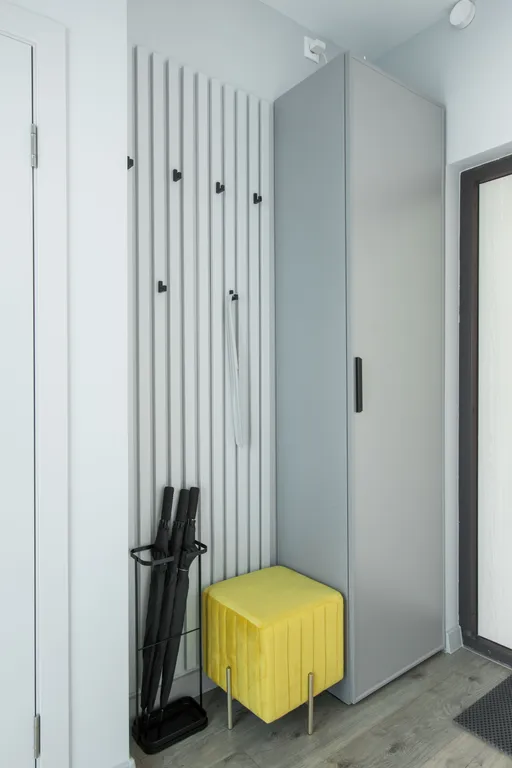 Status House