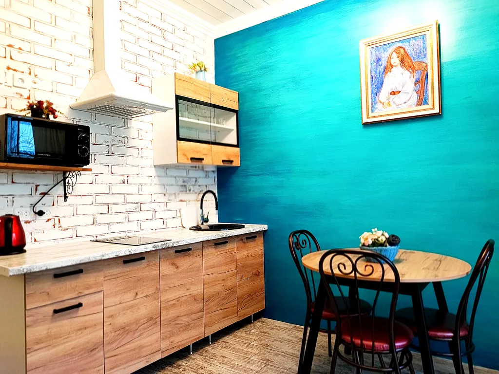 Двухкомнатный апартамент с видом на сад и внутренний дворик