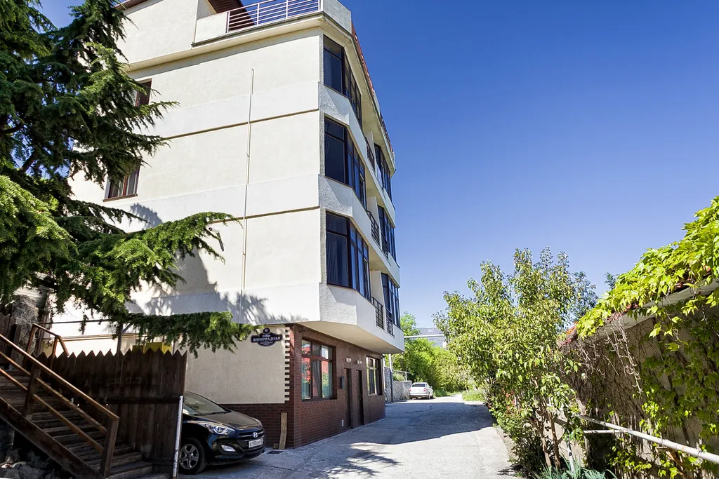 Семейный апартамент с видом на море