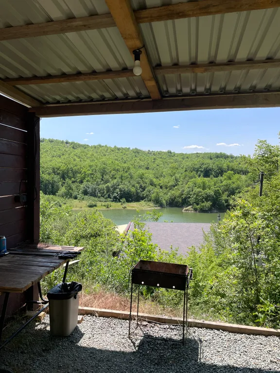 Дом для большой компании с видами на горы и озеро