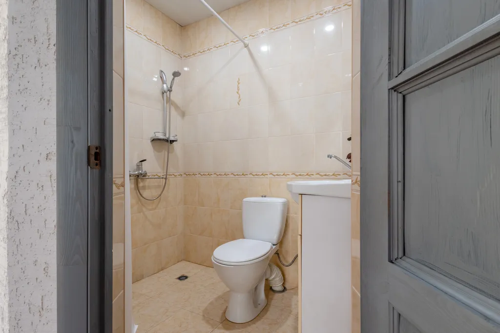 Квартира Большая светлая комната с видом на террасу — Сочи