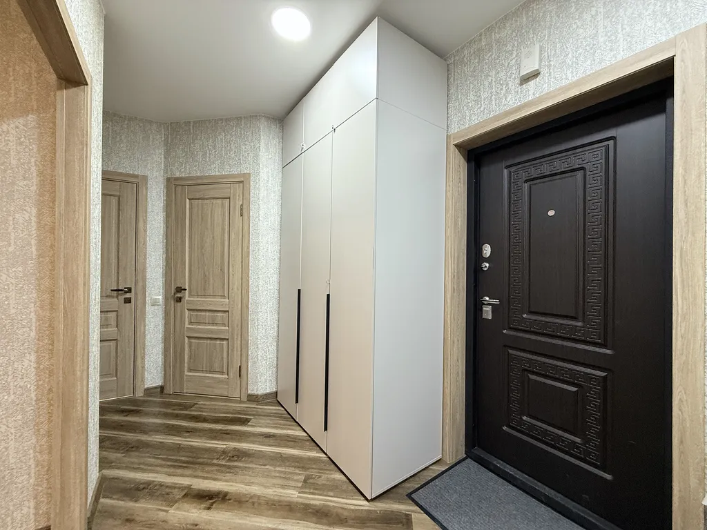 Двушка на 7 человек у нового ЛДС Сибирь-арена