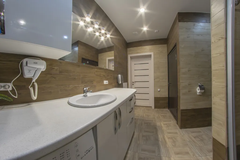 Дом у озера с сауной и банным чаном