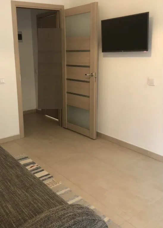 Уютная квартира у озера с видом на лес