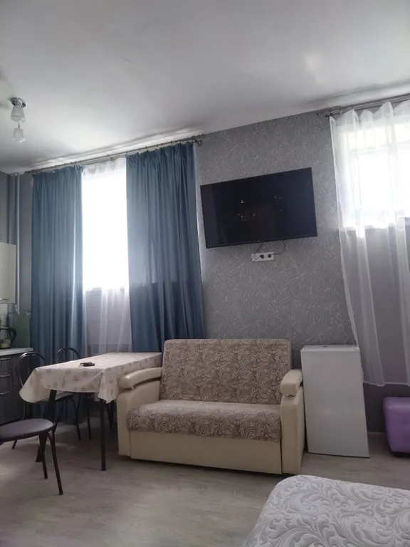 Однакомнатная квартира с новым ремонтом на Горгазе