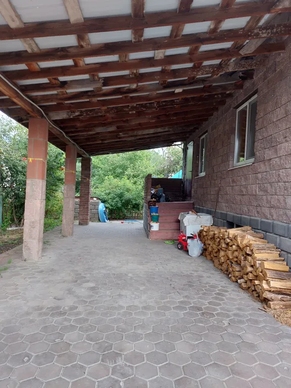 Уютный коттедж с камином и банькой