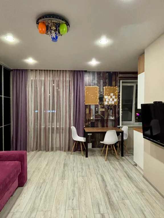 Квартира Квартира Яркое местечко в центре города — Великий Новгород