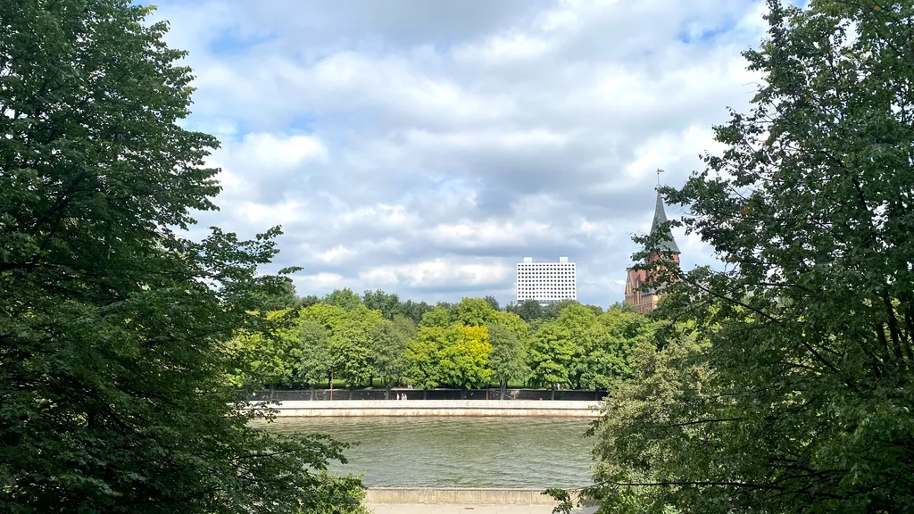 Квартира Светлые апартаменты с видом на Кафедральный собор — Калининград