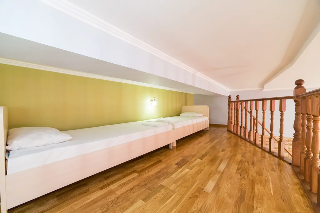 Просторные апартаменты с 2мя односпальными кроватями и диван-кровать