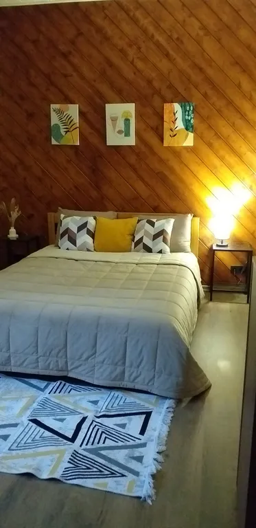 Коттедж Загородный дом у реки в лесу — Горки