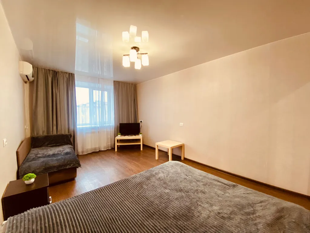 Двухкомнатная квартира на Ореховой 5