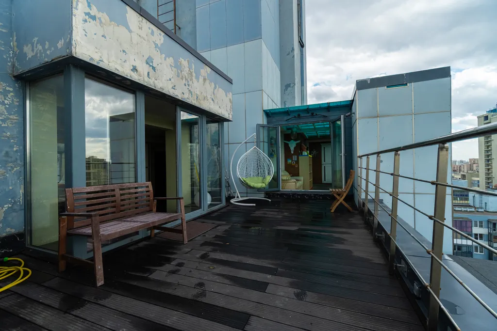 Пентхаус с террасой и видом на город