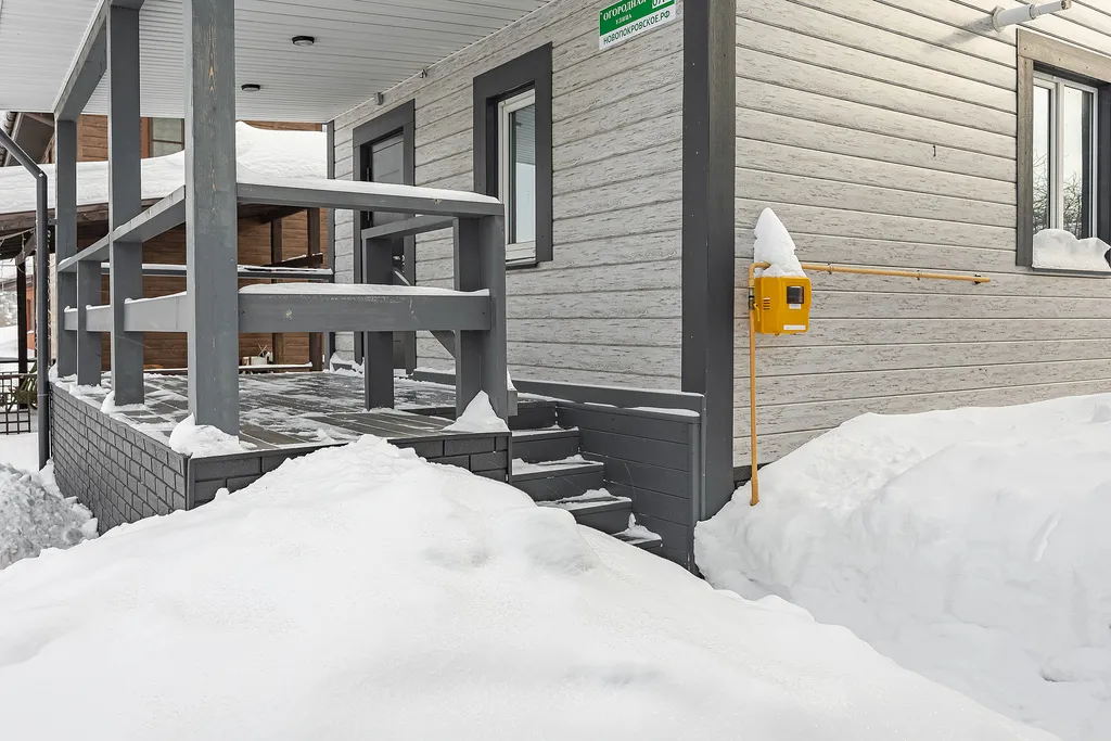 Коттедж Новый дом на 6 человек в 8 километрах от центра — Новопокровское