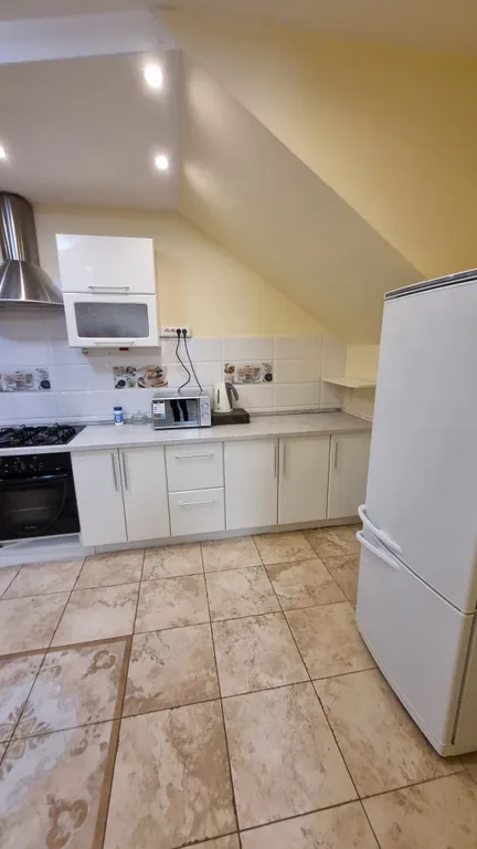 Домик рядом с центром города