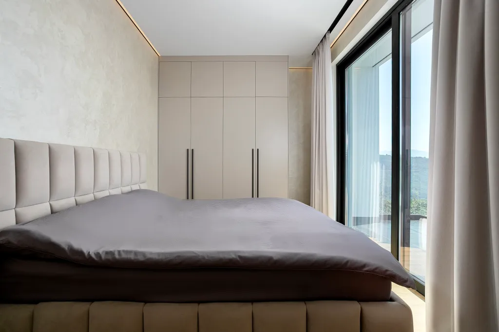 Шикарная Вилла с видом на море и горы